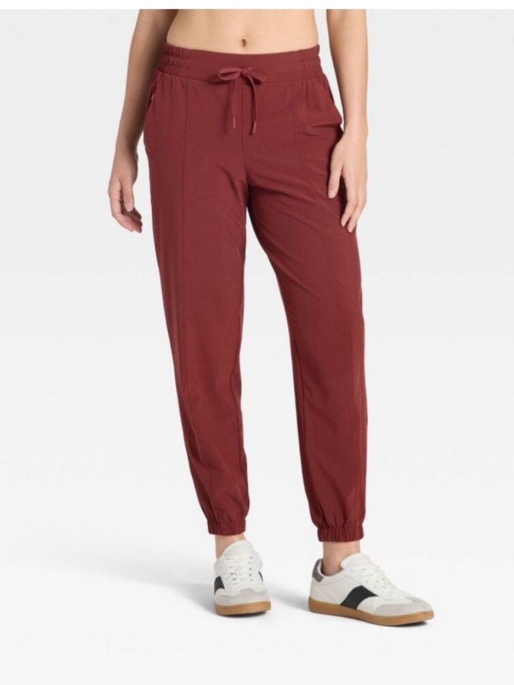 Women’s  Active  light Mid~Rise Joggers.